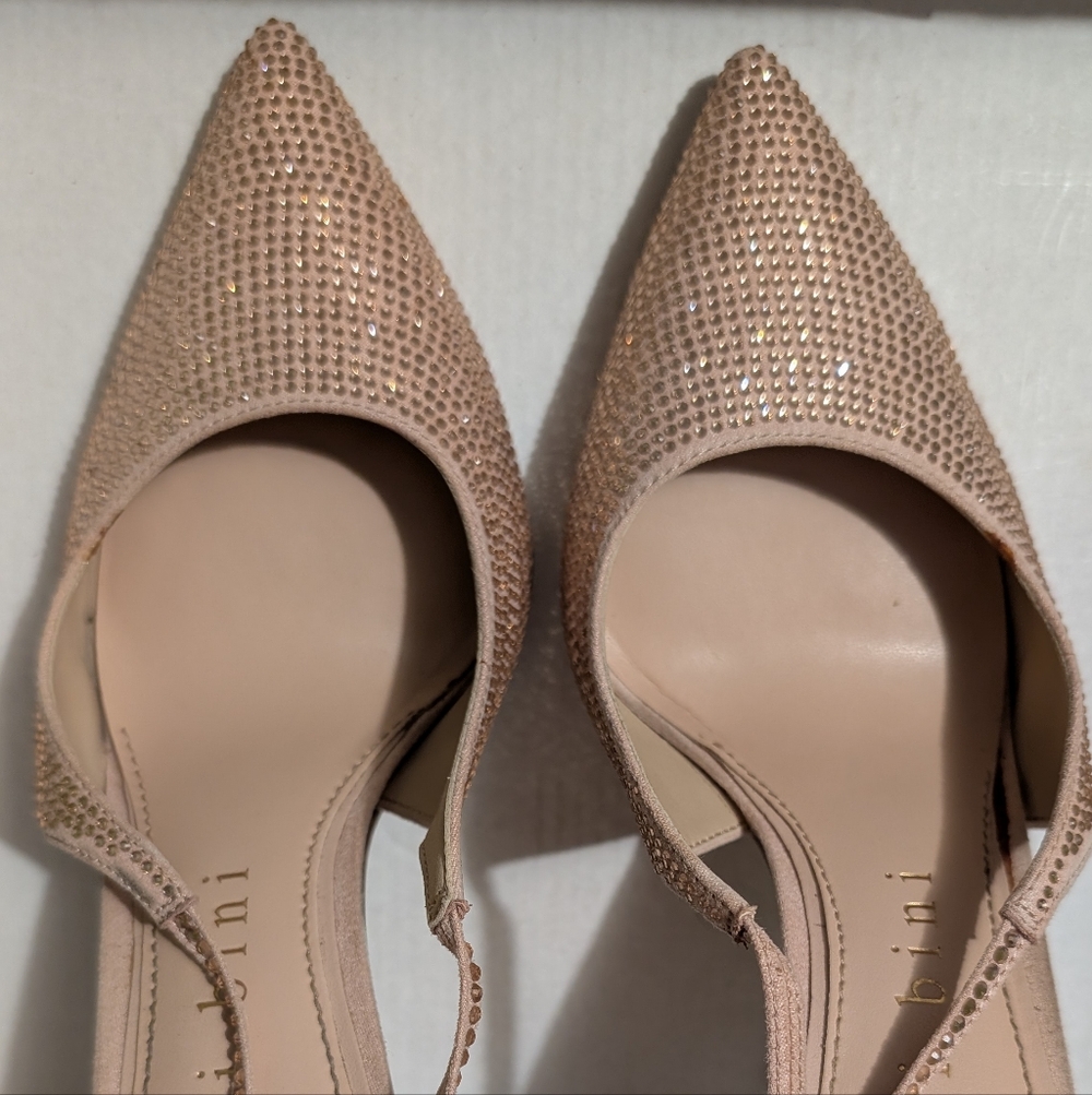 Gianni Bini Women's Tan Heels